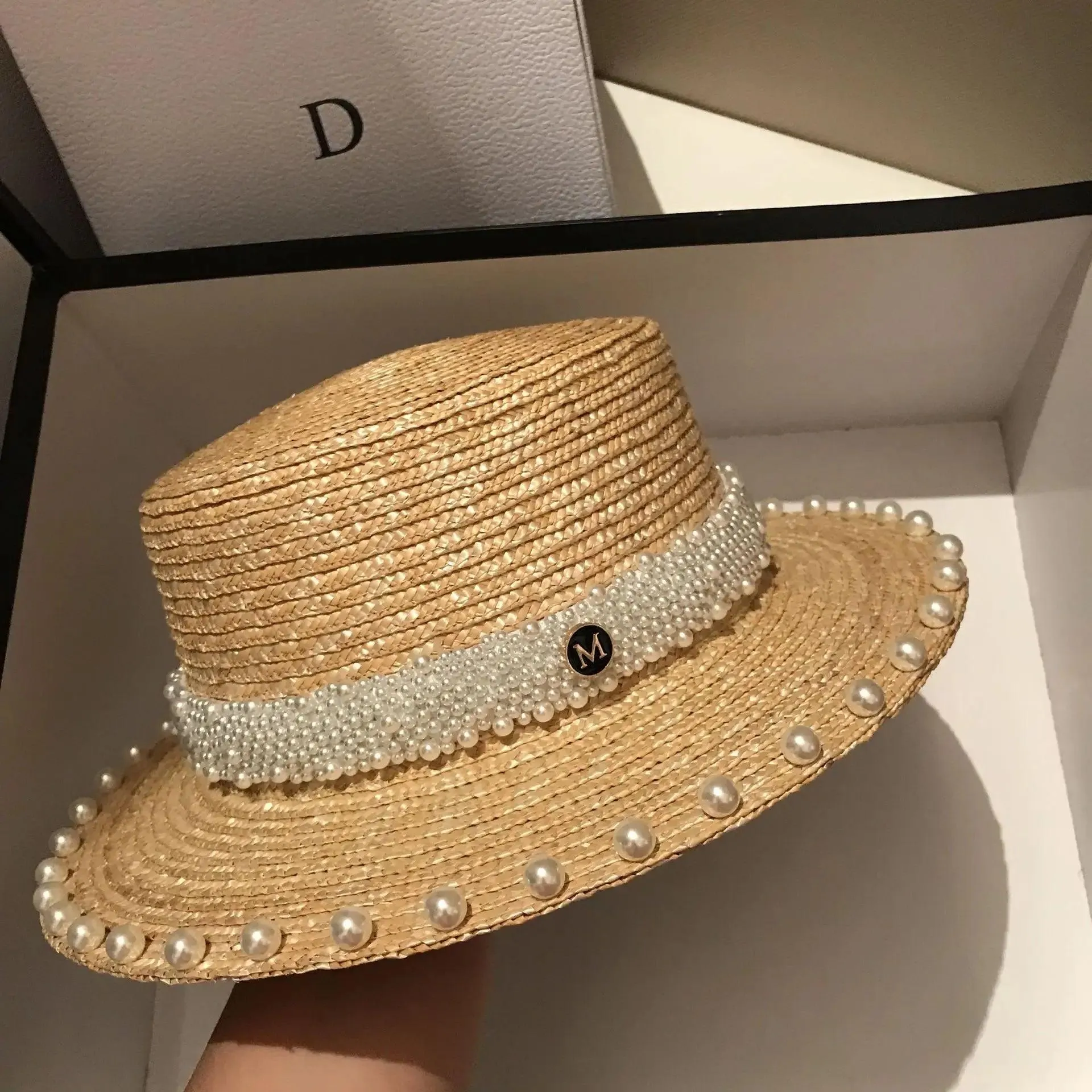 Chic Straw Hat for Women: Ultimate Sun Protection and Style