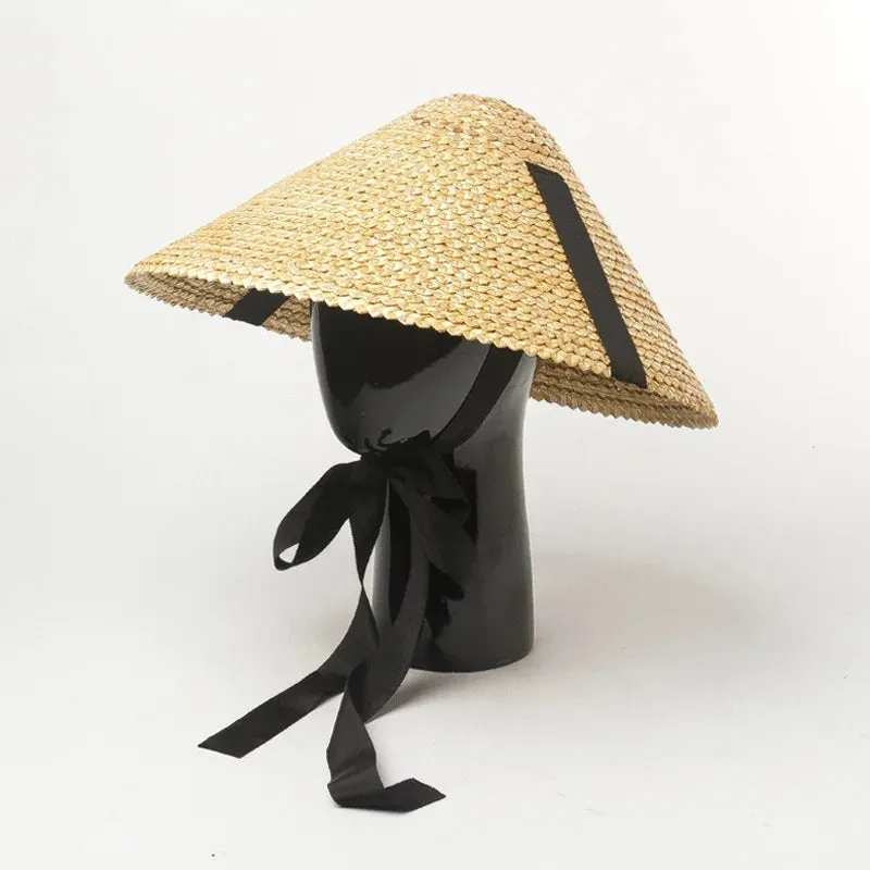 Wide brim summer hat, Japanese style